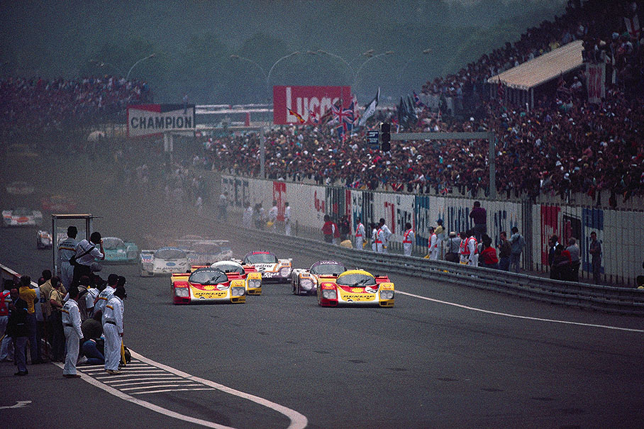Start of the 24h Le Mans 1988, Porsche's of Hans-Joachim Stuck (No. 17, left) and Bob Wollek (No. 18) iin the lead