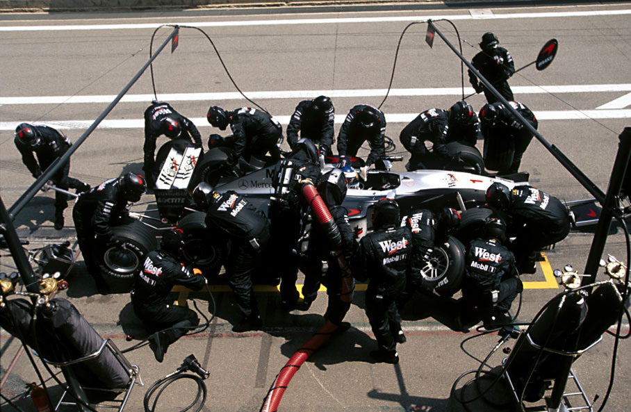 Mika Häkkinen pit stop