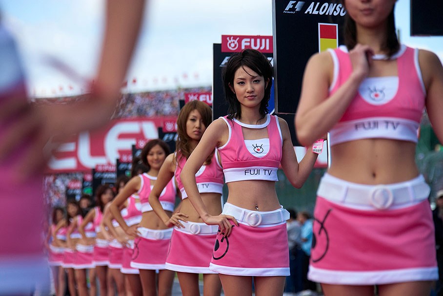 Fuji grid girls await drivers parade
