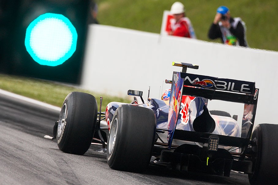 Green lights for Mark Webber's Red Bull Racing-Renault