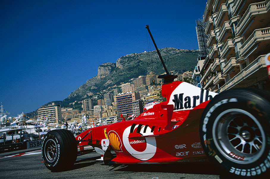 Rubens Barrichello entering harbour chicane