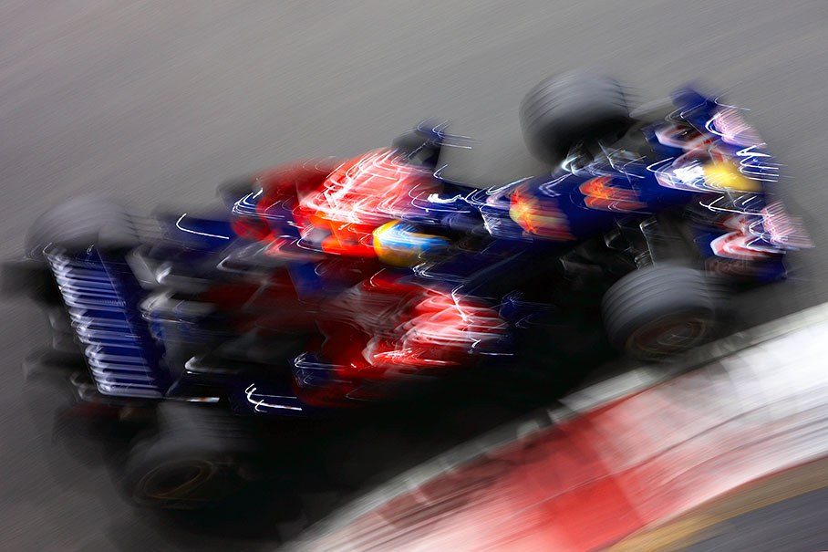 Sebastien Bourdais, Scuderia Toro Rosso