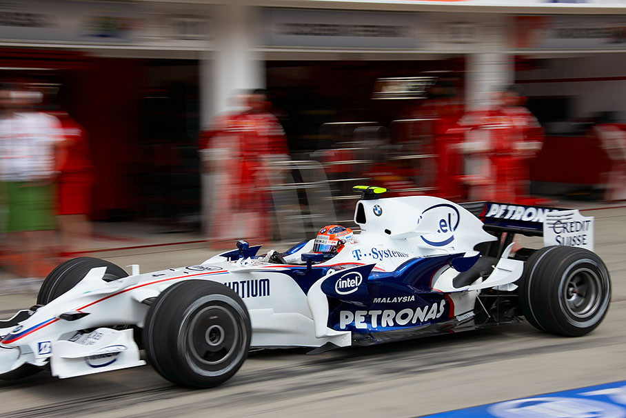 Robert Kubica in a hurry during Q2