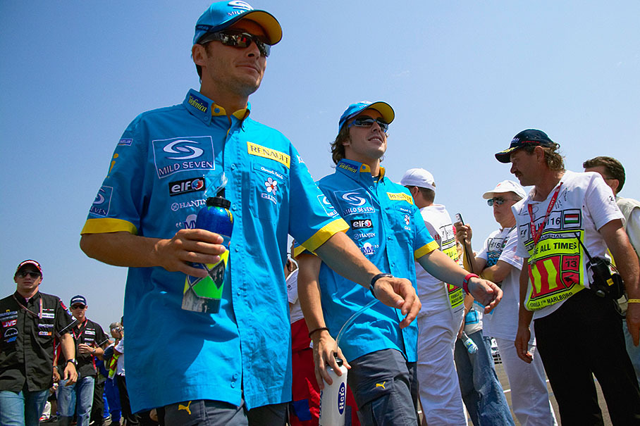 The Renault drivers Fisichella and Alonso.