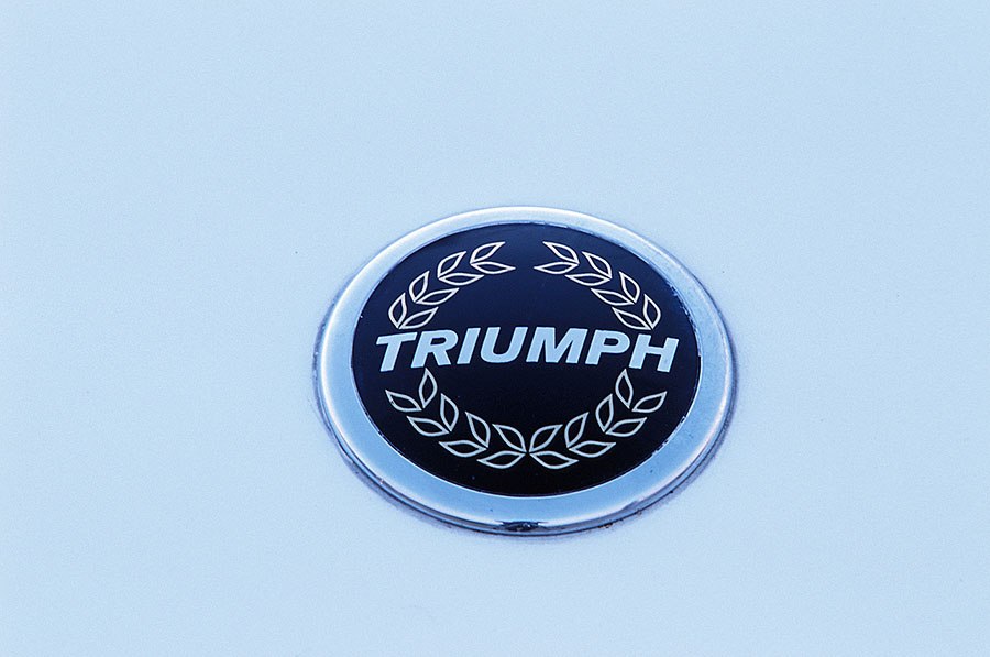 Triumph TR8