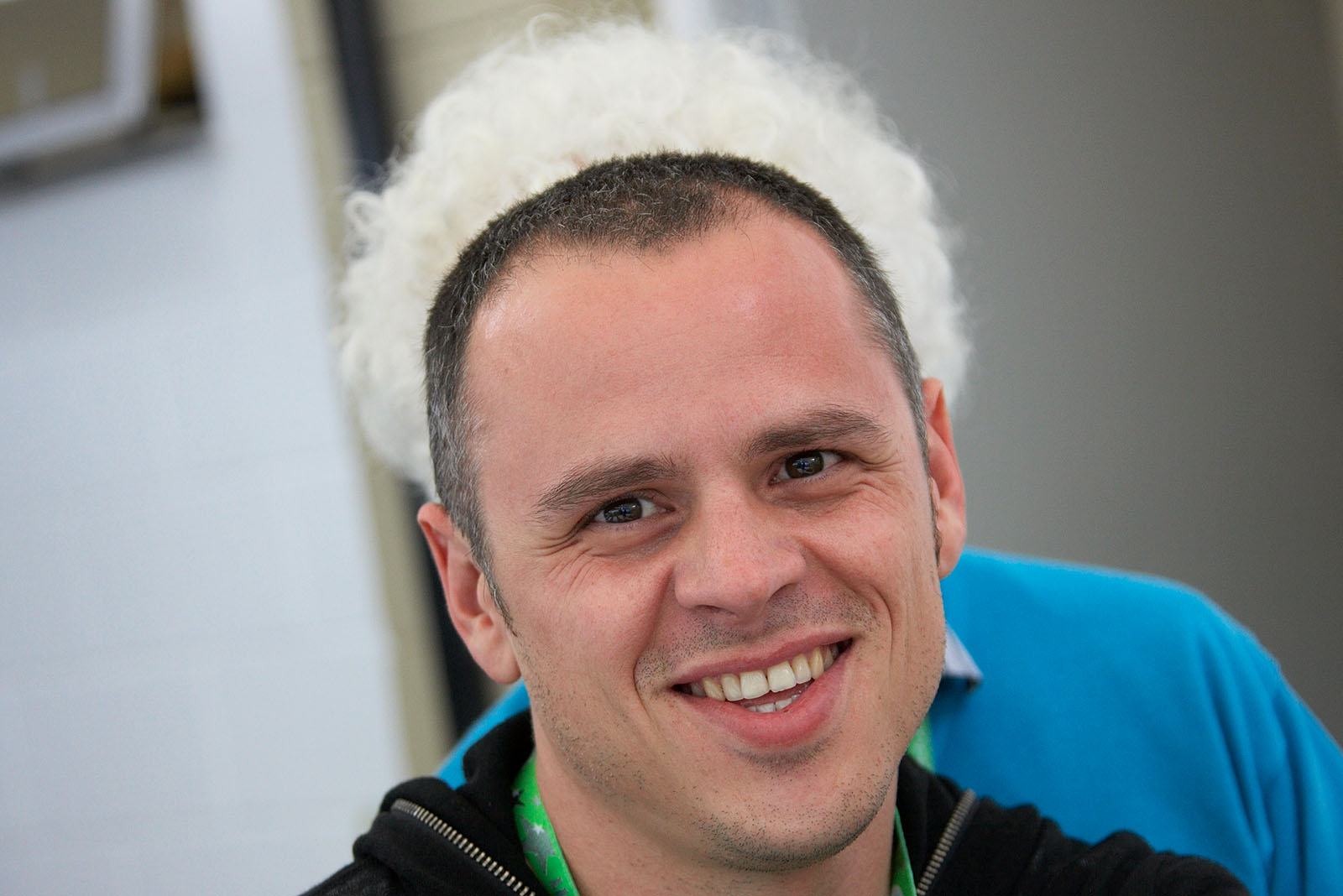 Adrian Sutil's brother drops the idea of growing as much hair as his father