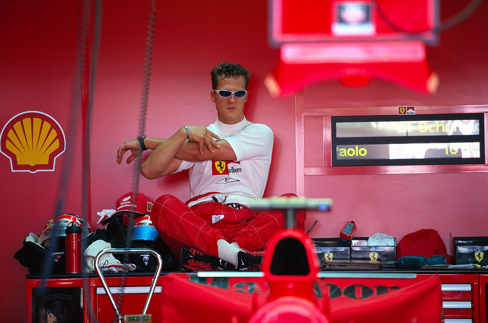 Brazilian GP, 2000: Michael Schumacher in the Ferrari pits