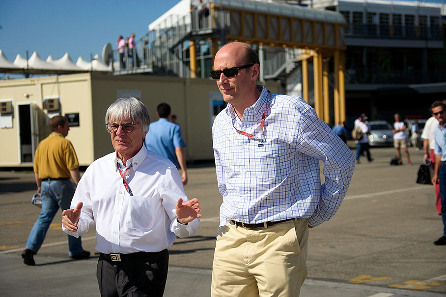 Bernie Ecclestone (left)