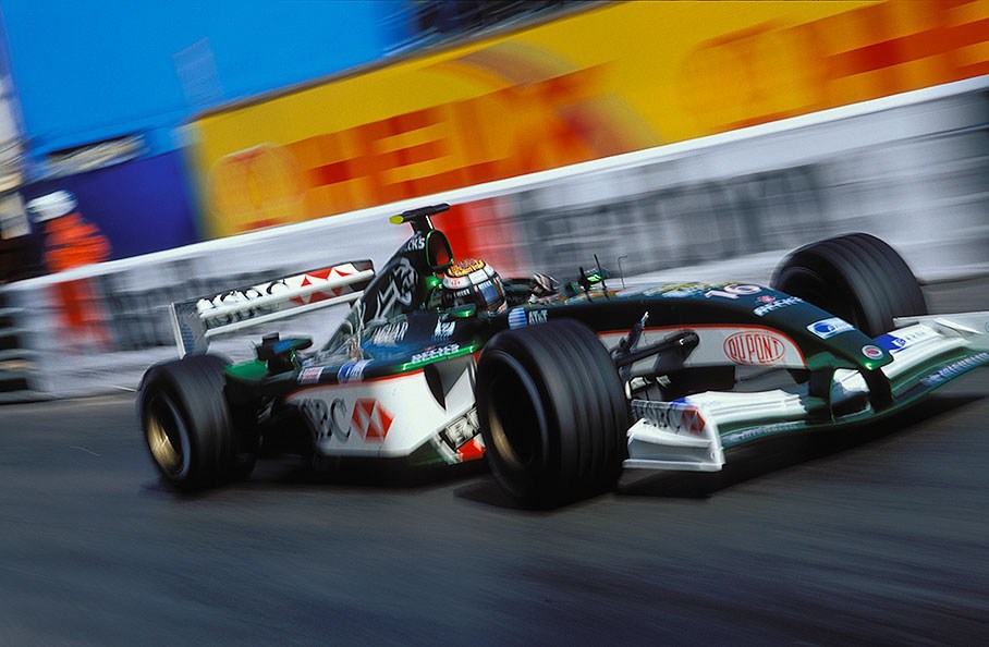 Eddie Irvine, Jaguar