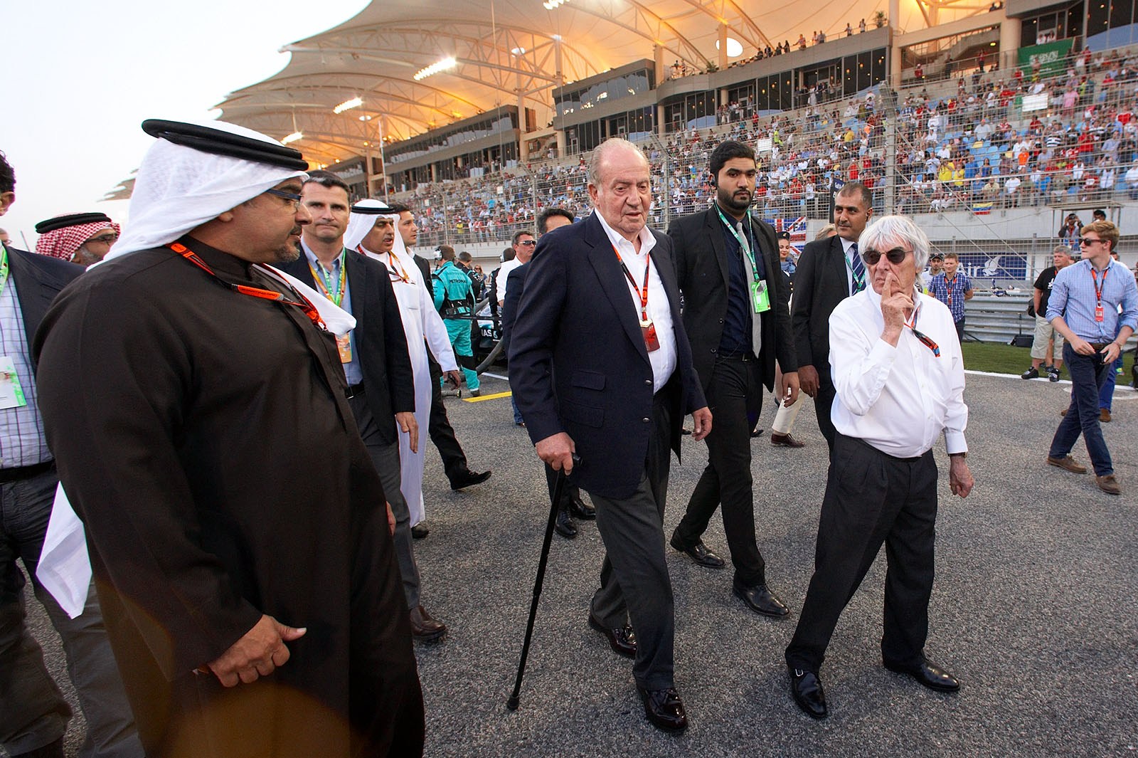 Prince Salman bin Hamad bin Isa Al Khalifa, Crown Prince of Bahrain, Juan Carlos I. and Bernie Ecclestone on the grid, Bahrain Grand Prix, 2015