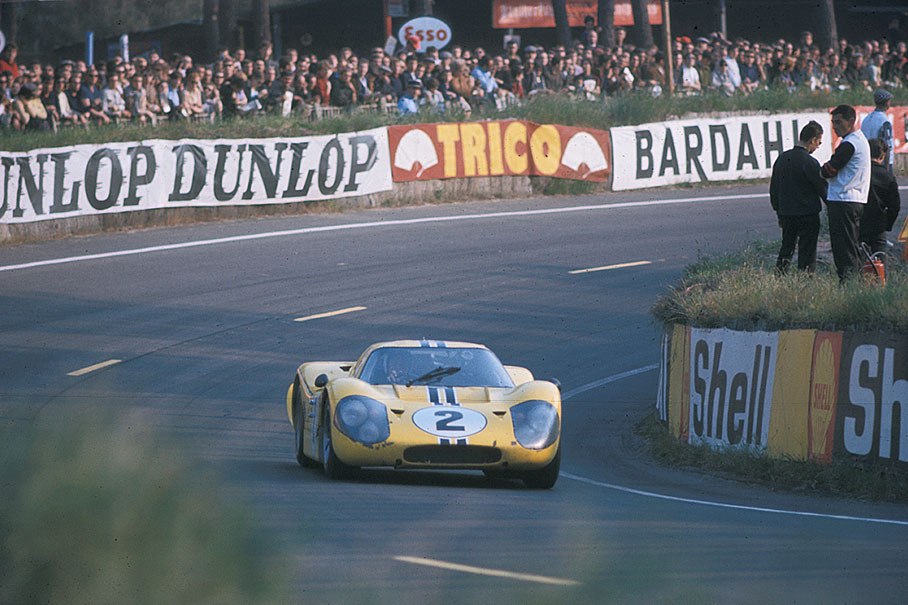 Bruce McLaren (NZ) and Mark Donohue (USA) on Ford Mk IV J5, entered by Shelby American Inc., become second placed in P+5.0 group