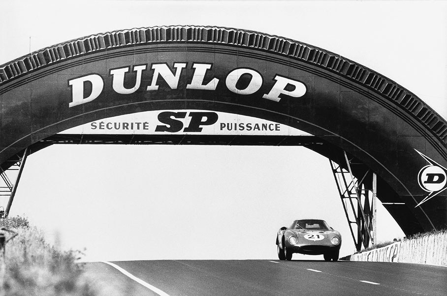 The winning NART Ferrari 250 LM 5893 driven by Jochen Rindt (A), Masten Gregory (USA) and Ed Hugus (USA) during the Le Mans 24hrs in 1965