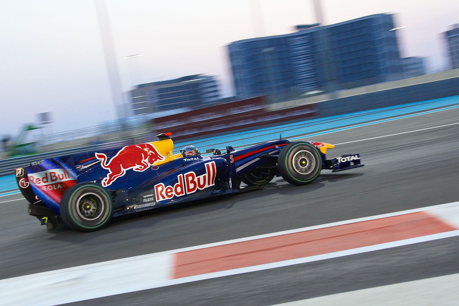 Sebastian Vettel, Red Bull Racing