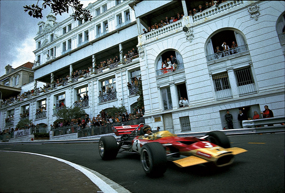 Race winner Jochen Rindt with his Lotus-Cosworth 49C