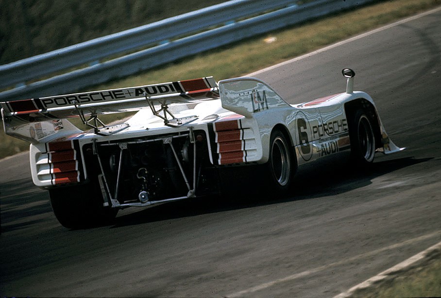 George Follmer in Penske's Porsche 917/10 TC