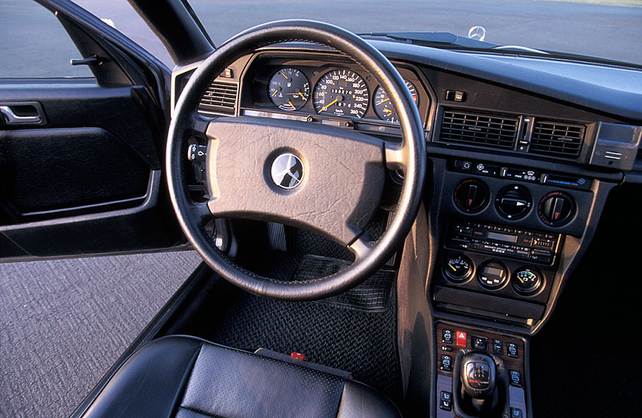 Mercedes 190 E 2,5-16 Evolution II