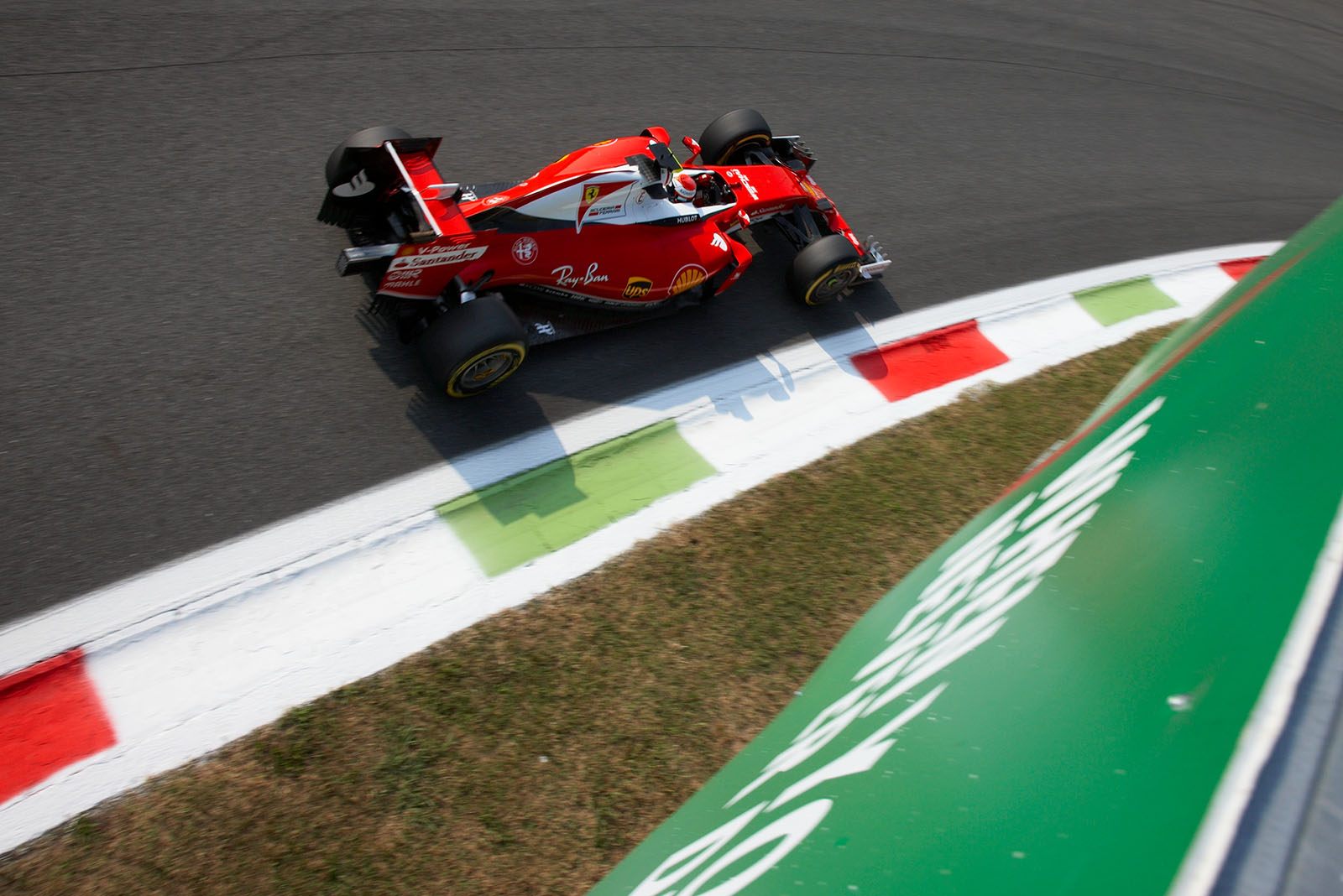 Kimi Raikkonen, Ferrari, at 'Parabolica', Monza, Italian Grand Prix, 2016