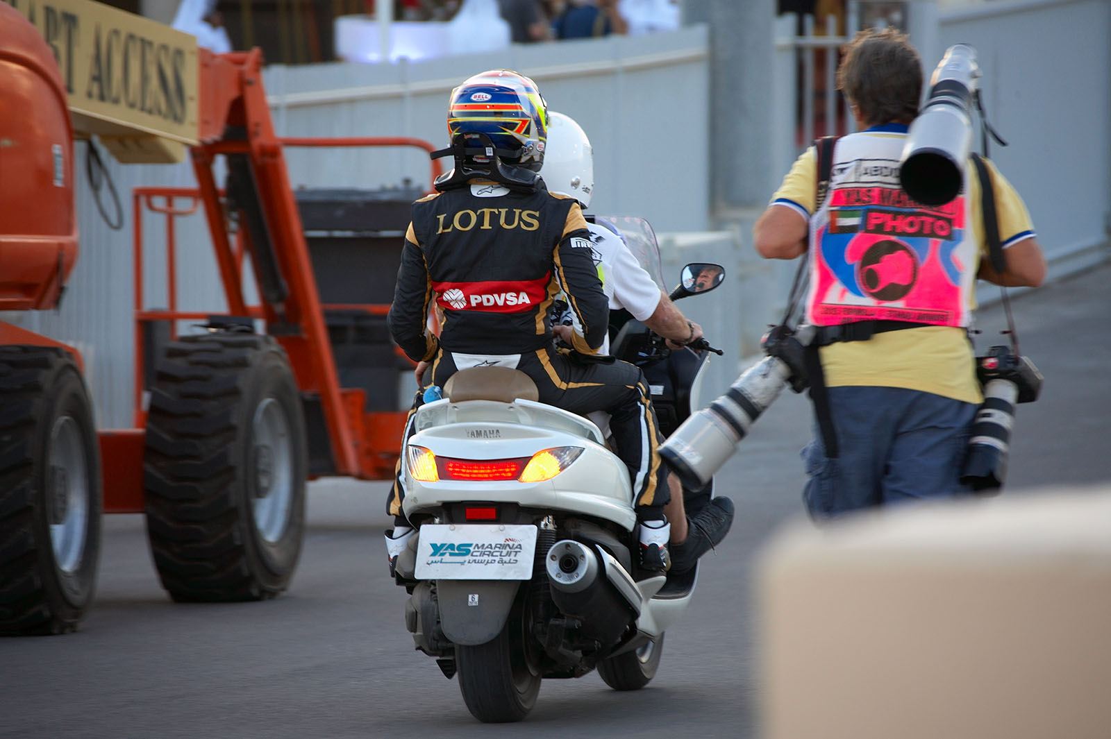 The stewards ruled Alonso caused the accident with Maldonado, who has to retire, Abu Dhabi Grand Prix, 2015