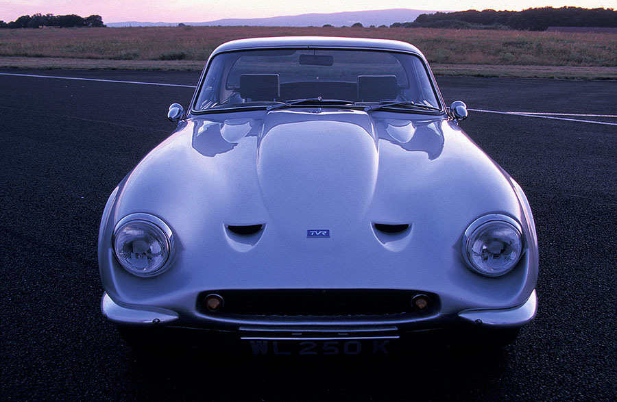 TVR Vixen 2500