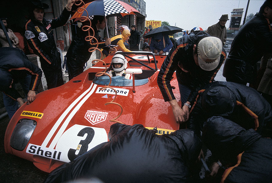 Brian Redman (GB) in pits with the Ferrari 312 PB #0884