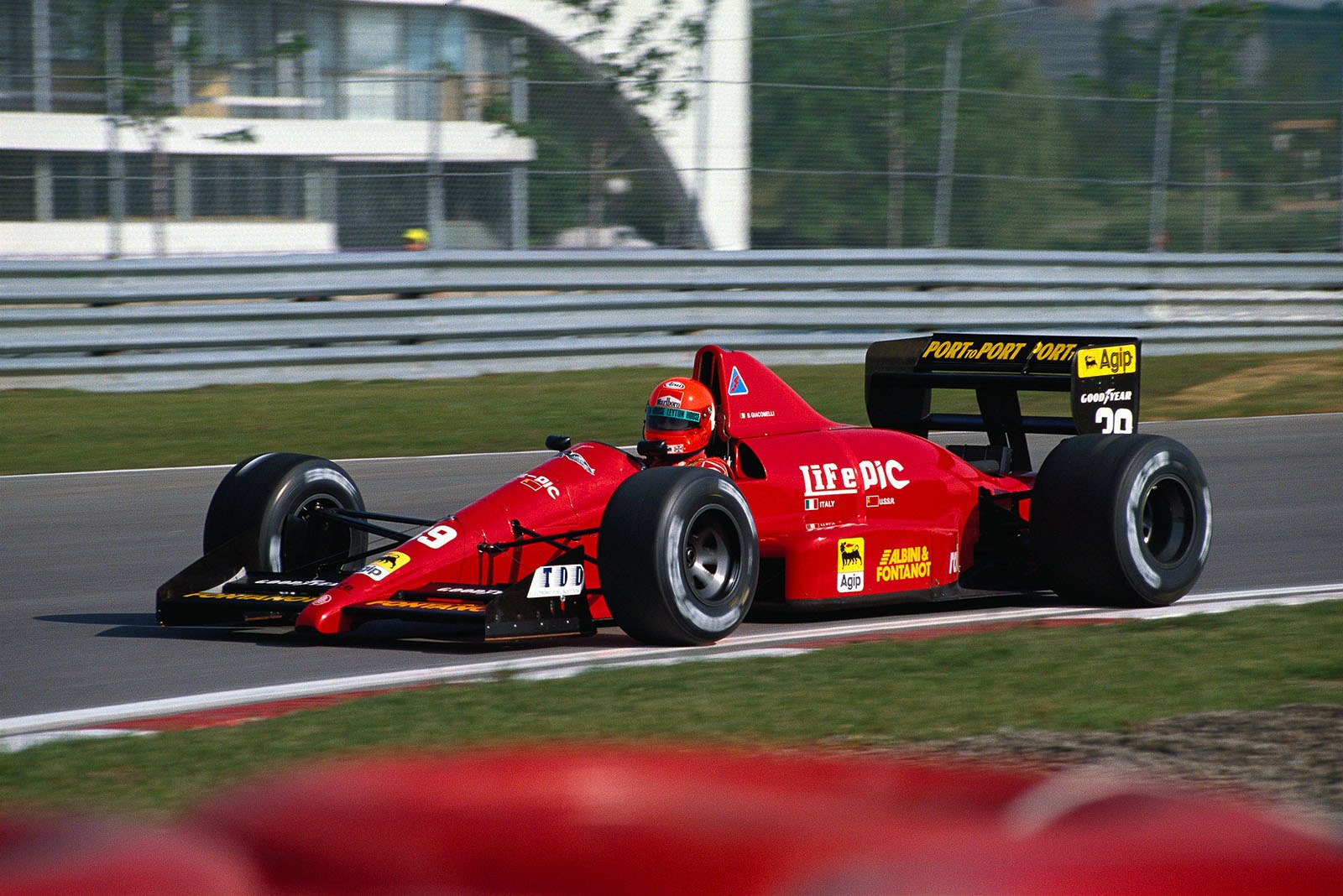 Bruno Giacomelli comeback in Formula 1 with Life. Life's W-12 machine is designed by the former Ferrari engineer Franco Rocchi. The fragile engine has not enough power, and Giacomelli failed to get out of pre-qualifying at his second Grands Prix of the 1990 season.