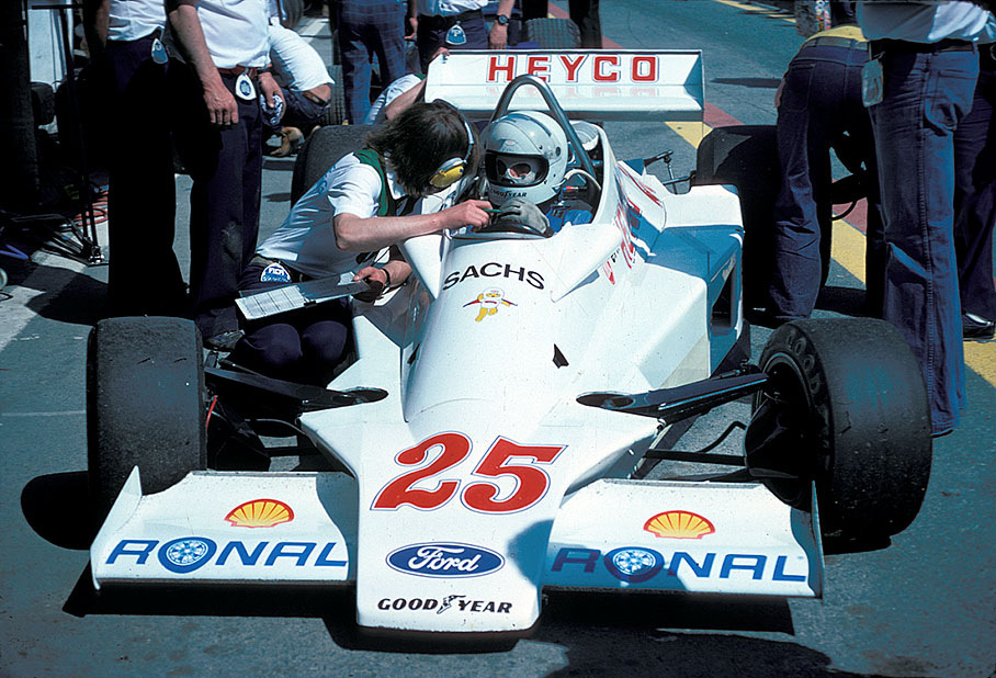 Harald Ertl (most probably, usually he has a yellow helmet) in a Hesketh-Cosworth, Spanish GP Jarama 1977
