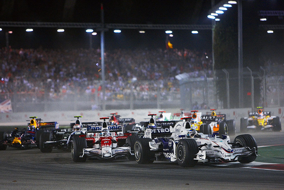 Heidfeld in front of Trulli and Rosberg