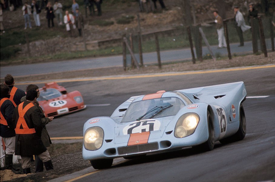 Pedro Rodriguez (MEX) and Leo Kinnunen (SF) in the unlucky Porsche 917K #004/017
