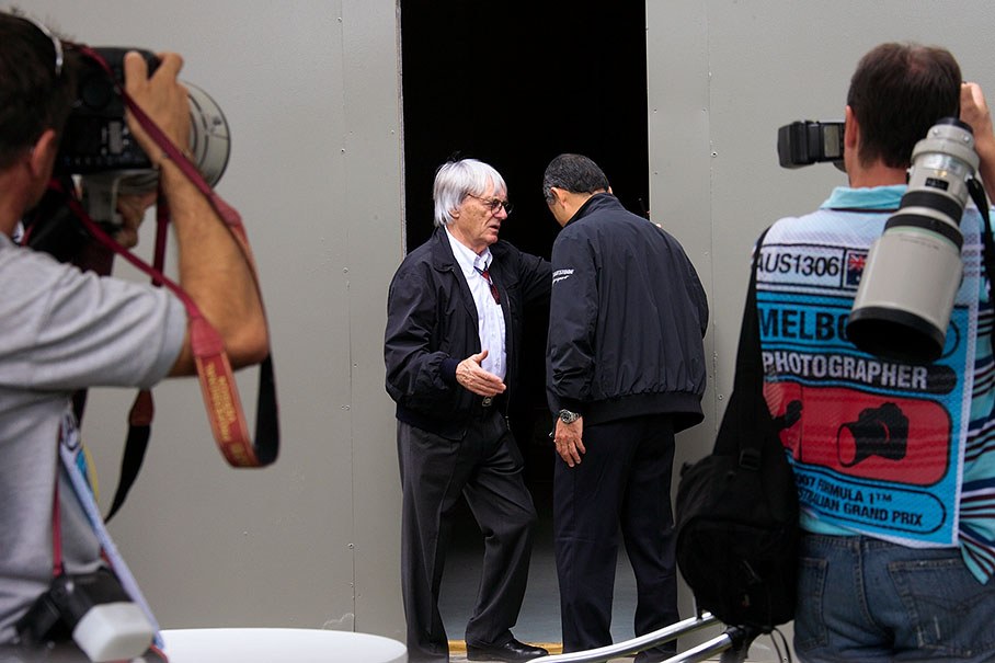 Snappers catch Bernie Ecclestone with Hiroshi Yasukawa of Bridgestone
