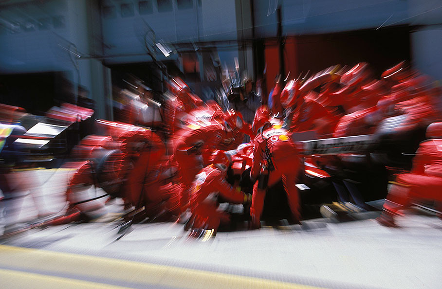 Rubens Barrichello gets a fast service from his Ferrari team