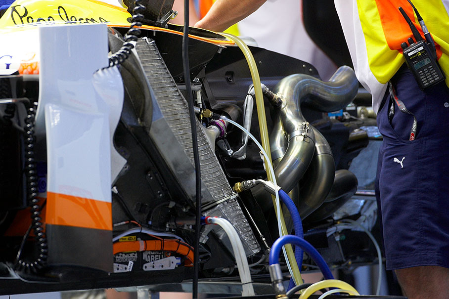 Several fluids have to be injected into the inwards of a Renault car before it can be used