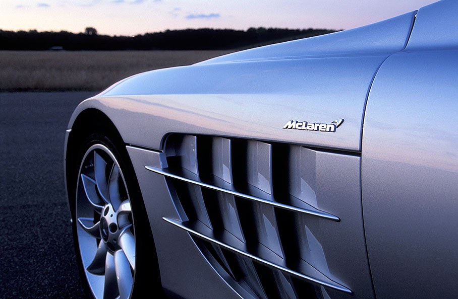 Mercedes-Benz SLR McLaren 2004