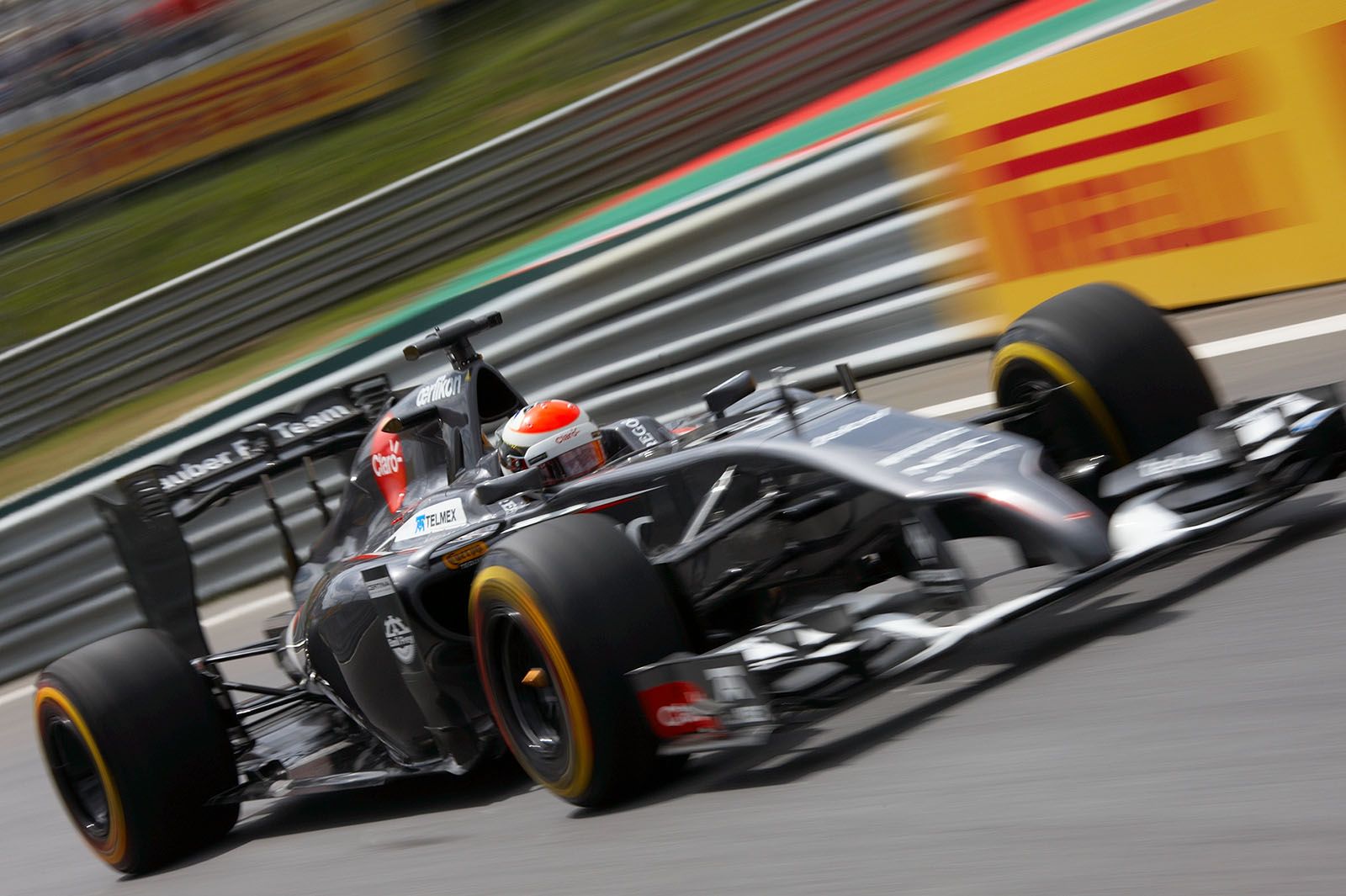 Esteban Gutierrez, Sauber-Ferrari, at pit lane exit