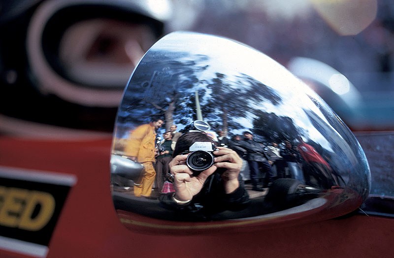 Rainer reflects in the rear mirror of Ickx' Ferrari, Monaco Grand Prix, 1971