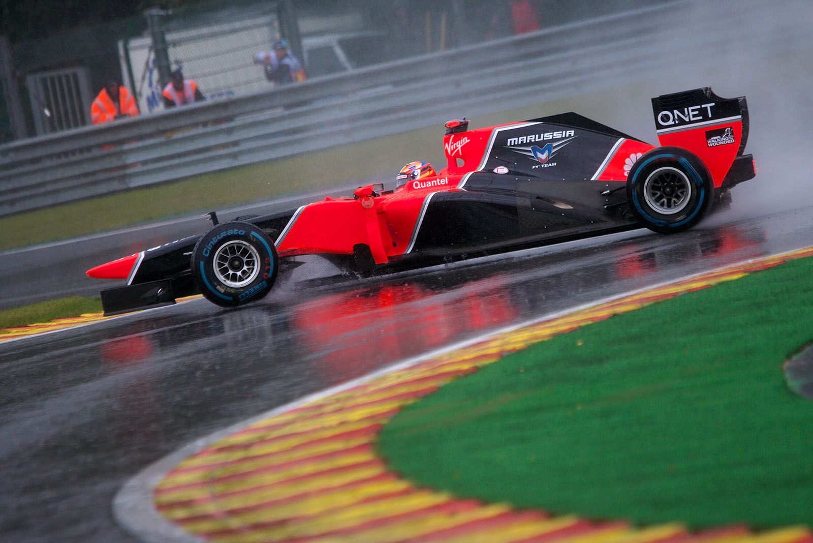 Timo Glock, Virgin Racing, spins in the rain