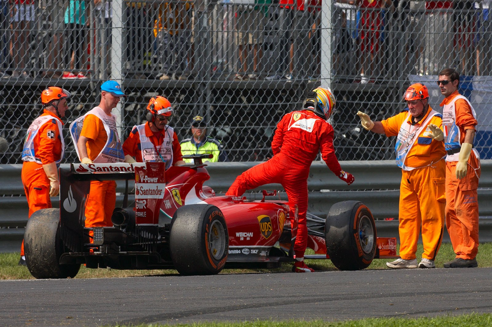 Fernando Alonso has to stop his Ferrari with a problem in the Energy Recovery Systems (ERS), Italian Grand Prix, Monza, 2014