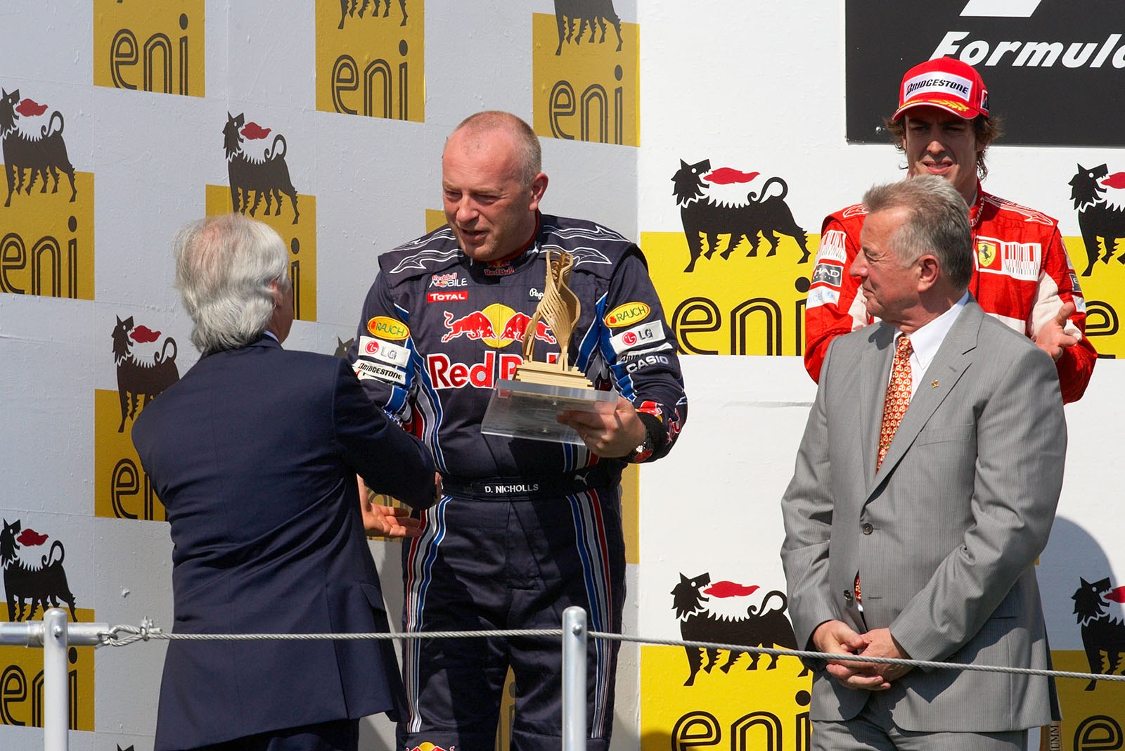 Red Bull mechanic Darren Nicholls