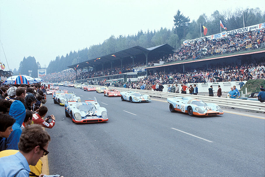 Seconds before the start of the 1000 km Spa 1971, the first two grid rows are in Porsche hands with John Wyer's Porsche 917K 014/029, driven by Jo Siffert (CH) and Derek Bell (GB), on pole position and second grid placed Porsche 917K of the Martini Team with Vic Elford (GB) and Gérard Larrousse (F) at the steering wheel