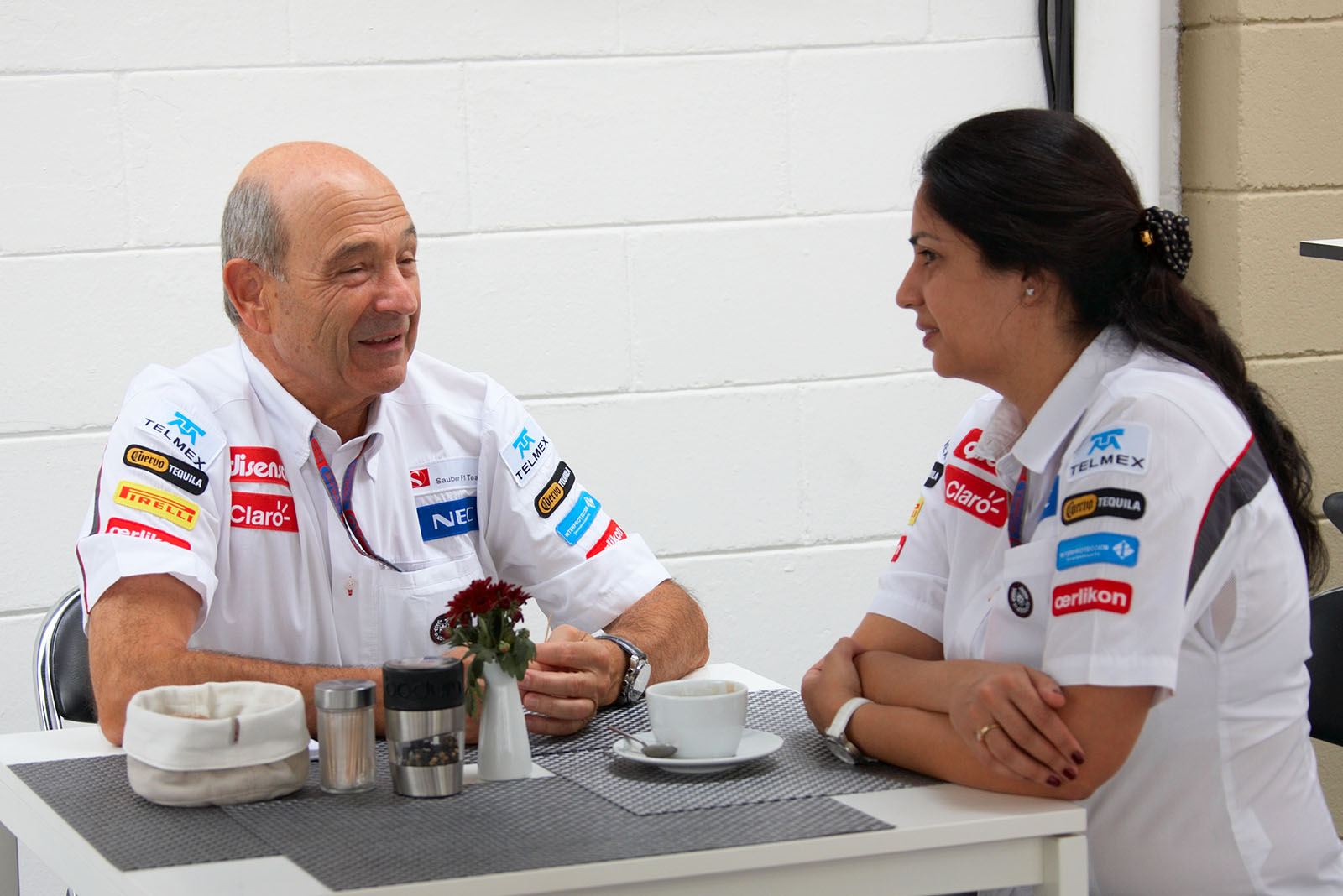 Peter Sauber chats with Sauber team principal Monisha Kaltenborn