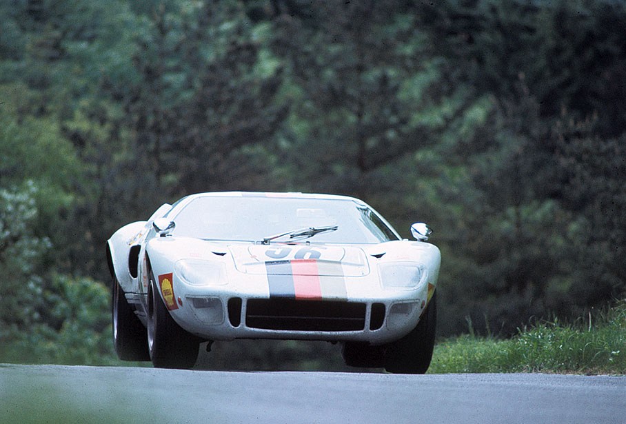 Helmut Kelleners (D) and Reinhold Jöst (D) on Ford GT40 #1081, IGFA Deutsche Auto Zeitung Köln