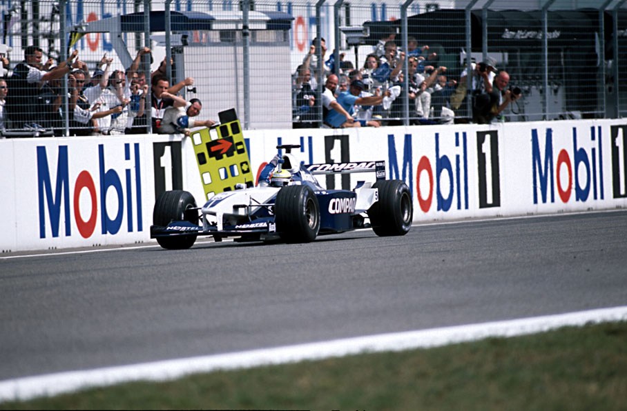 Ralf in his Williams, crossing the finishline