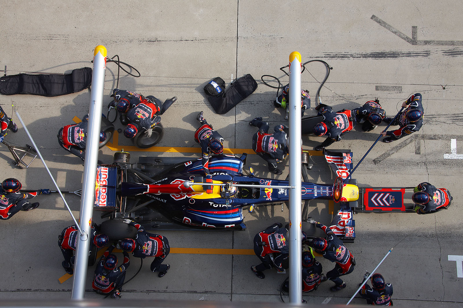 Pit stop of Sebastian Vettel, Red Bull Racing