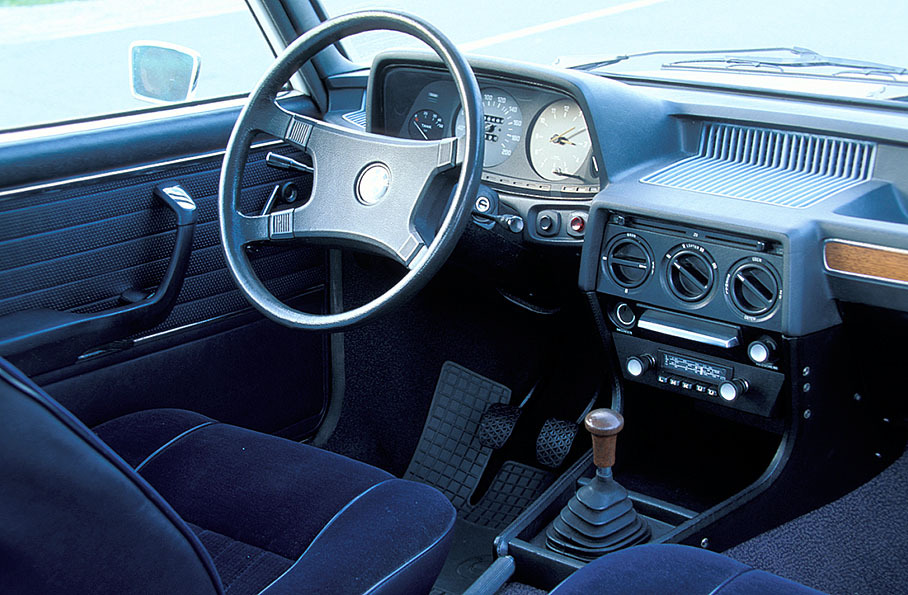 BMW 520 (E12), 1972