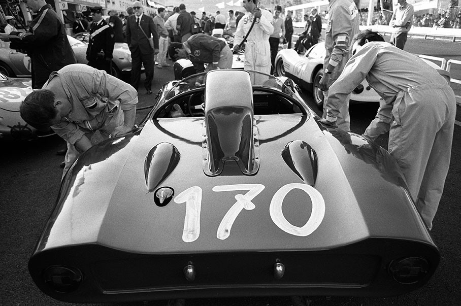 The Alfa Romeo T33  of Andrea de Adamich (I) and Jean Rolland (F) is being prepared to race