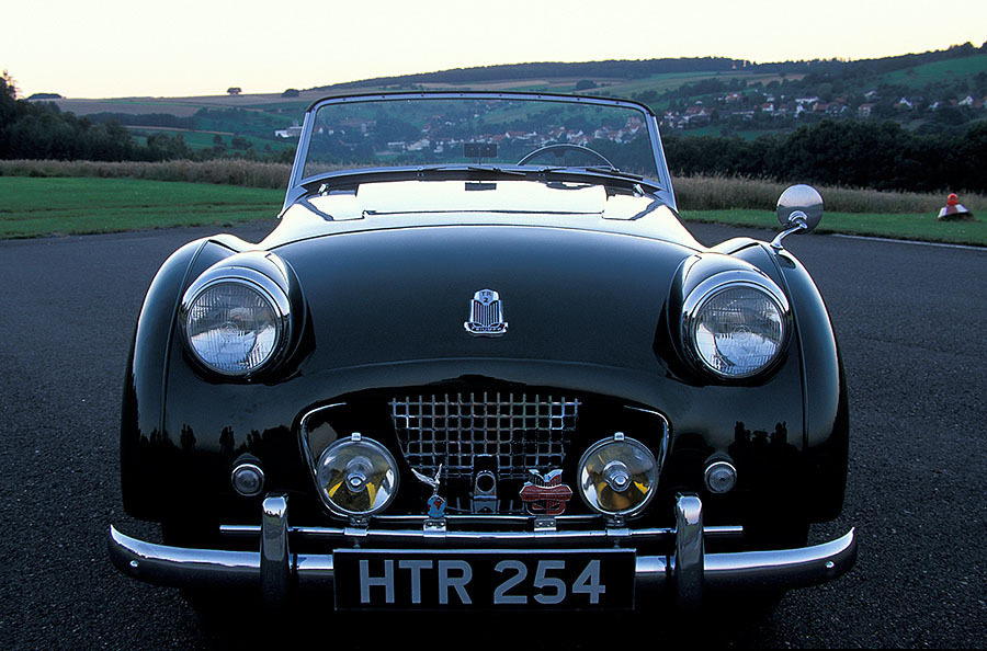 Triumph TR2
