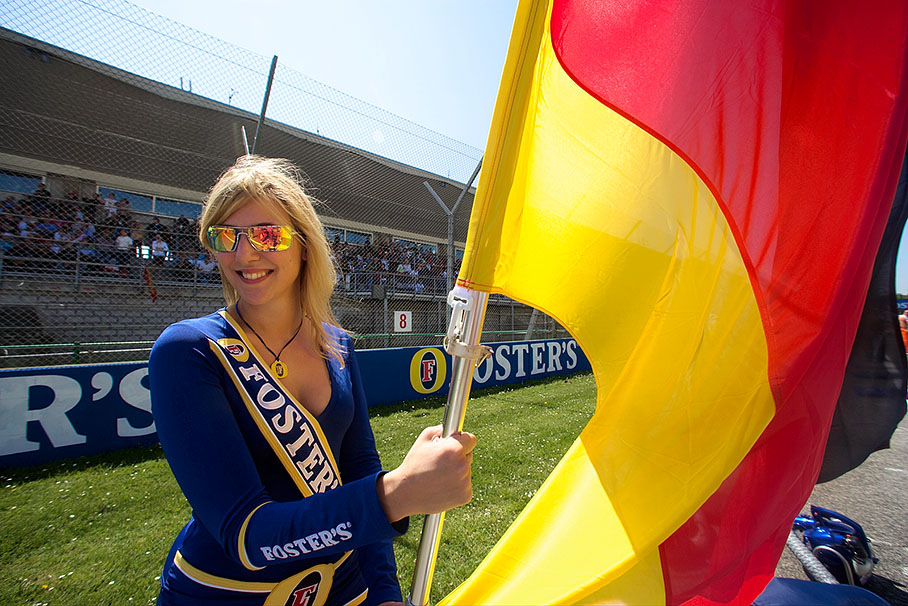 Grid girl with German flag