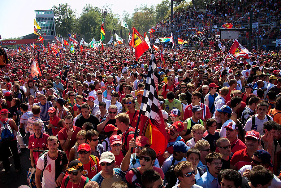 Masses of fans after podium ceremony