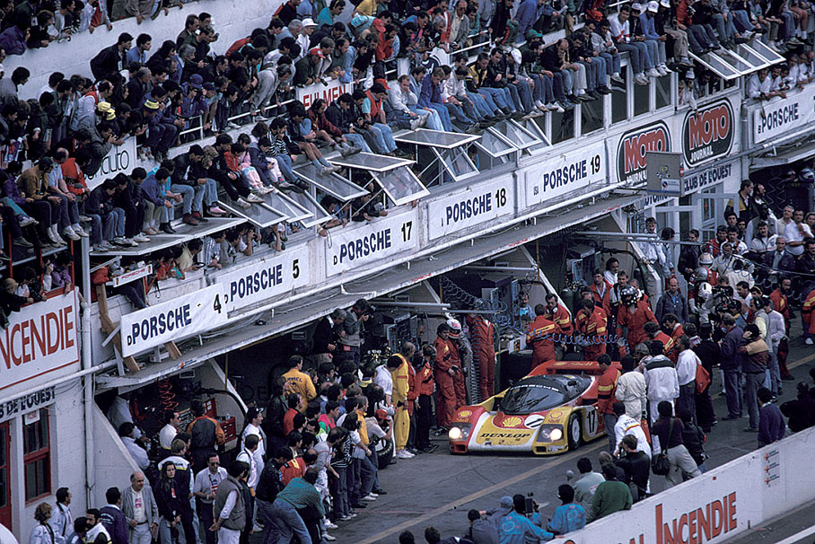 Le Mans 24h 1988, Porsche 962C (# 17 H.-J. Stuck, Klaus Ludwig, Derek Bell)