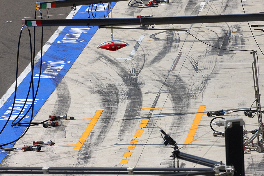 Rubber marks at Ferrari pits