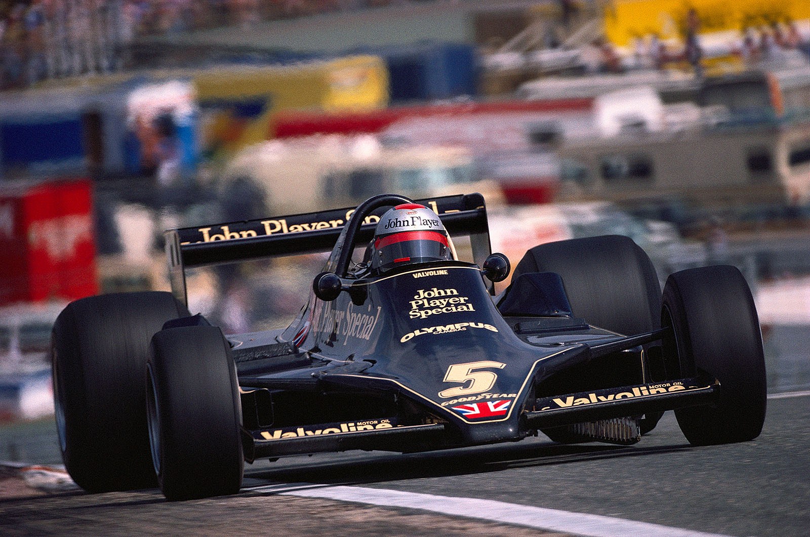 Mario Andretti in the new Lotus 79. The ground-effect car had it's successful debut two weeks ago at the Belgian Grand Prix by winning the race.